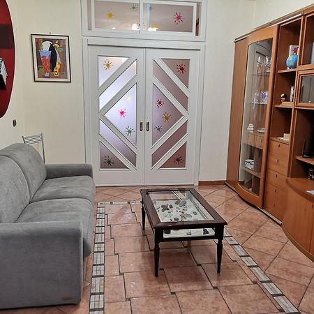 Domus Cornelia Apartman Nápoly Kültér fotó